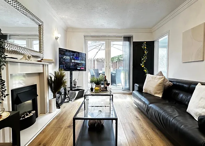 Cosy 3 Bed Home Near Nec & Bhx