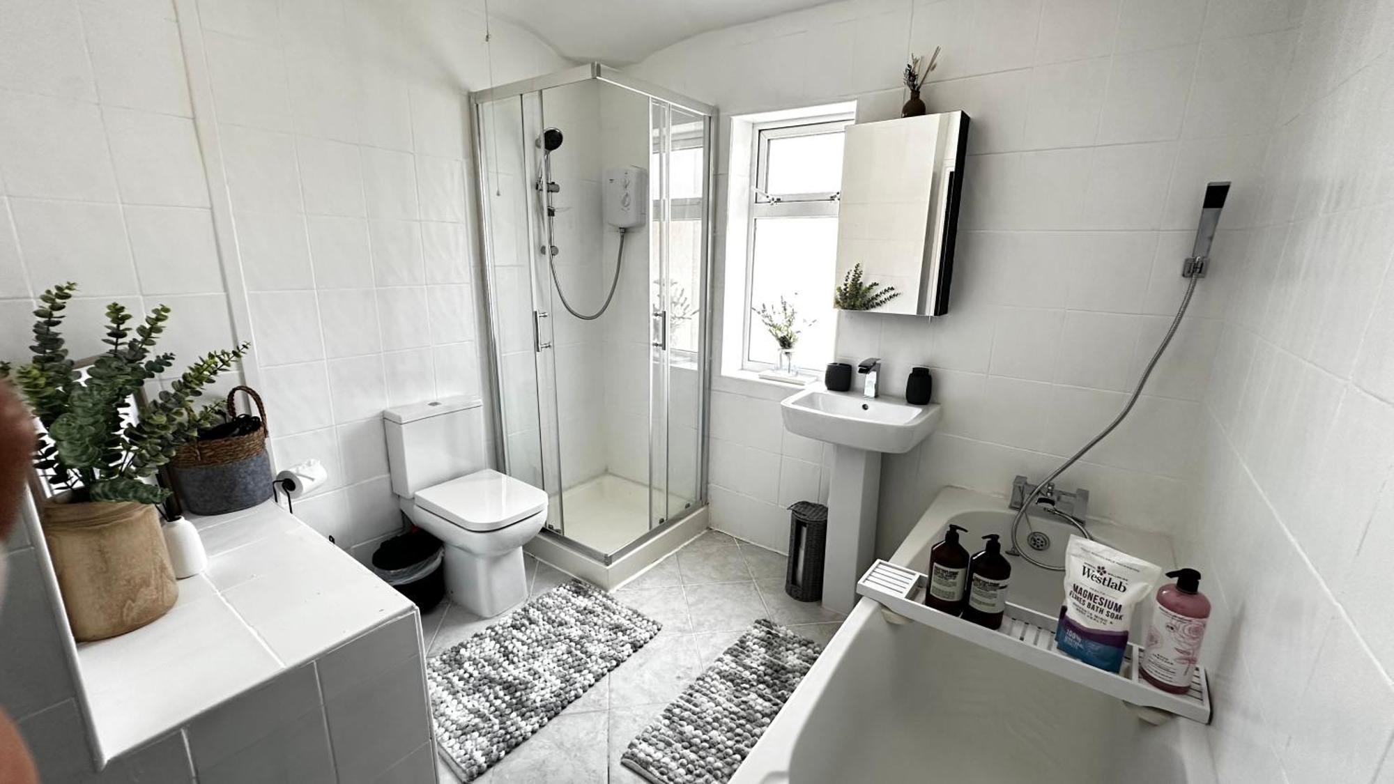 Cosy 3 Bed Near Nec & Bhx Birmingham